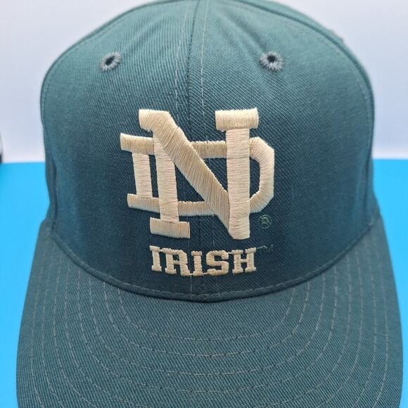 Vintage Notre Dame Fighting Irish Football Pro Line Fitted Hat Cap 7 3/8 Green - Picture 3 of 8